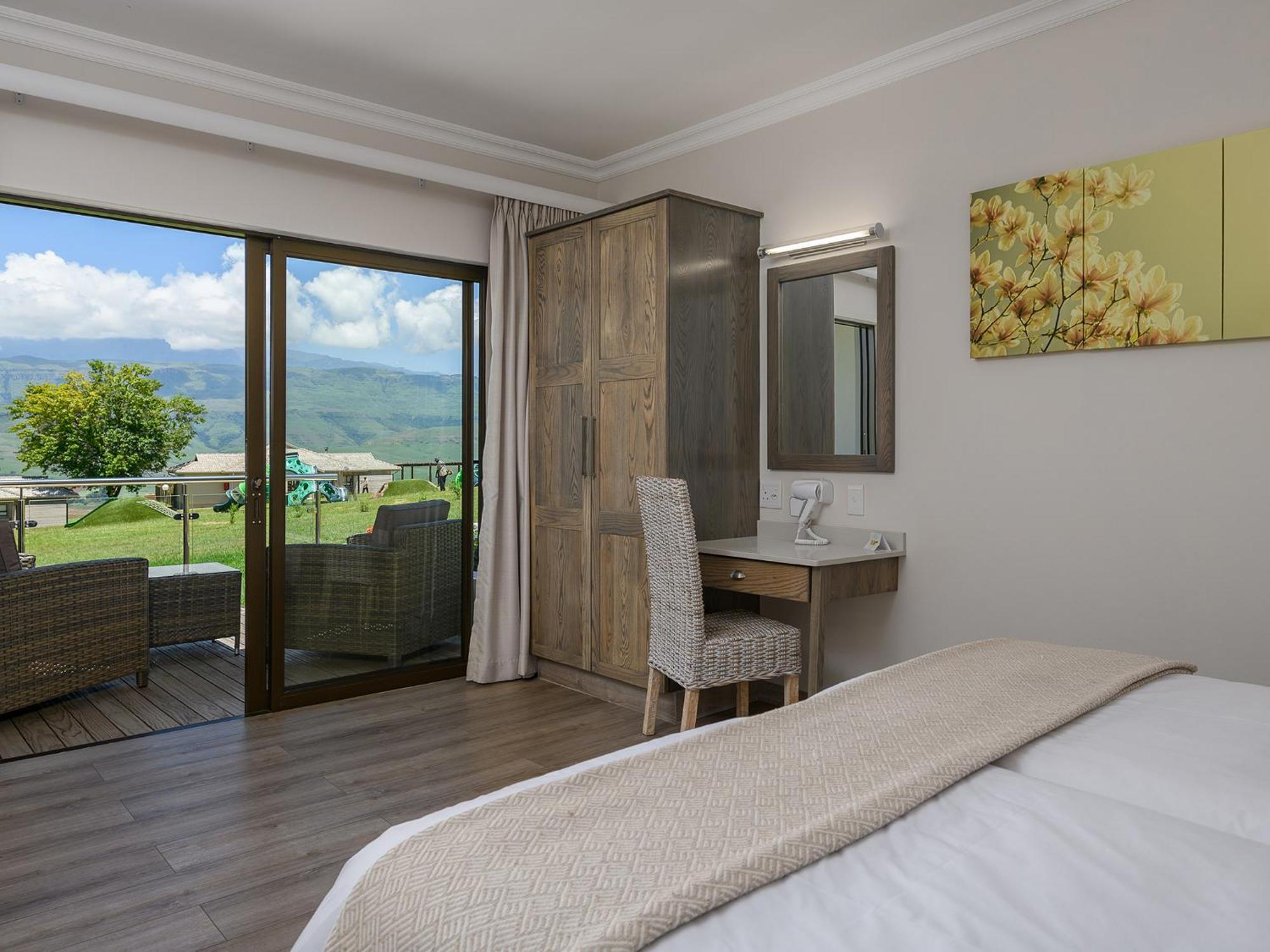 Cayley Mountain Resort Champagne Valley Zimmer foto